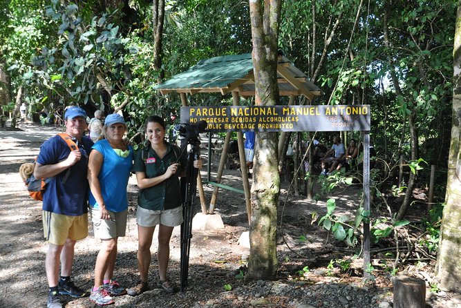 Manuel Antonio National Park Hiking Tour from Jacó - The trail difficulty and the heat