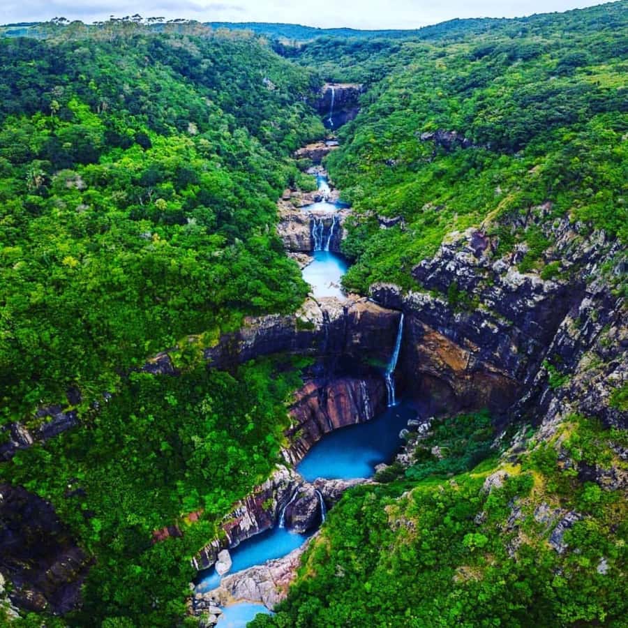Mauritius: 7 Waterfalls Hike with Lunch and Hotel Transfers - From hotel pickup to Henrietta