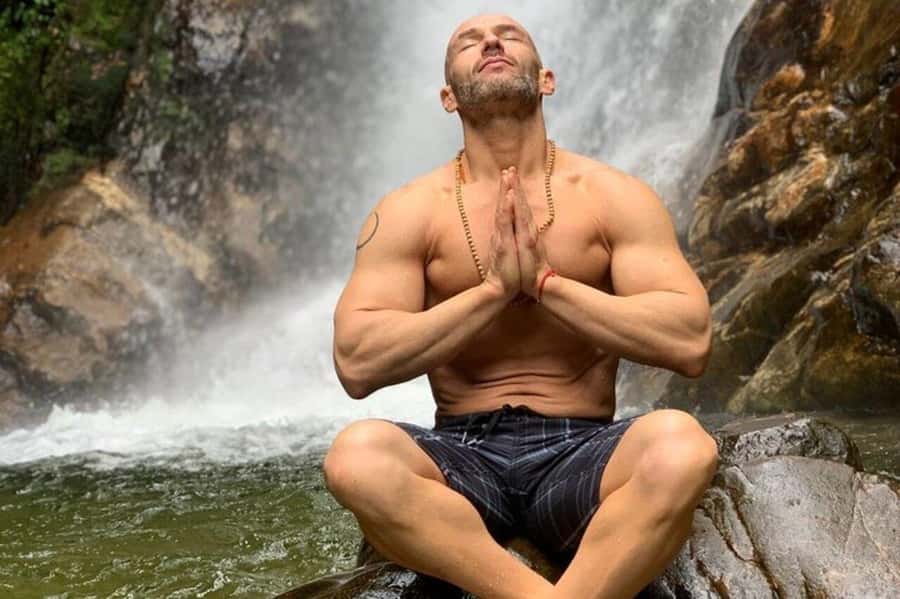 Medellín: Secret Waterfall Hike Tour with Snack and Coffee - Key points to know before booking