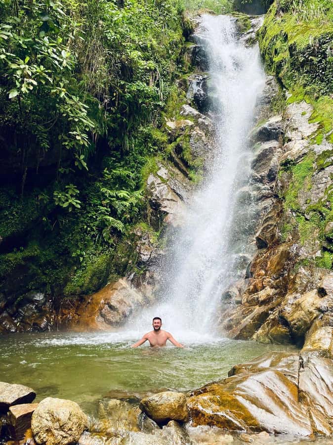 Medellín: Secret Waterfall Hike Tour with Snack and Coffee - Reaching the secret waterfall