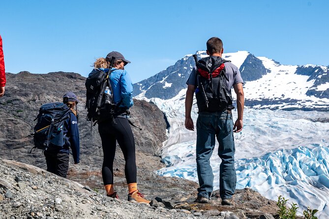 Mendenhall Glacier Guided Hike Juneau - The Juneau pickup and trailhead start