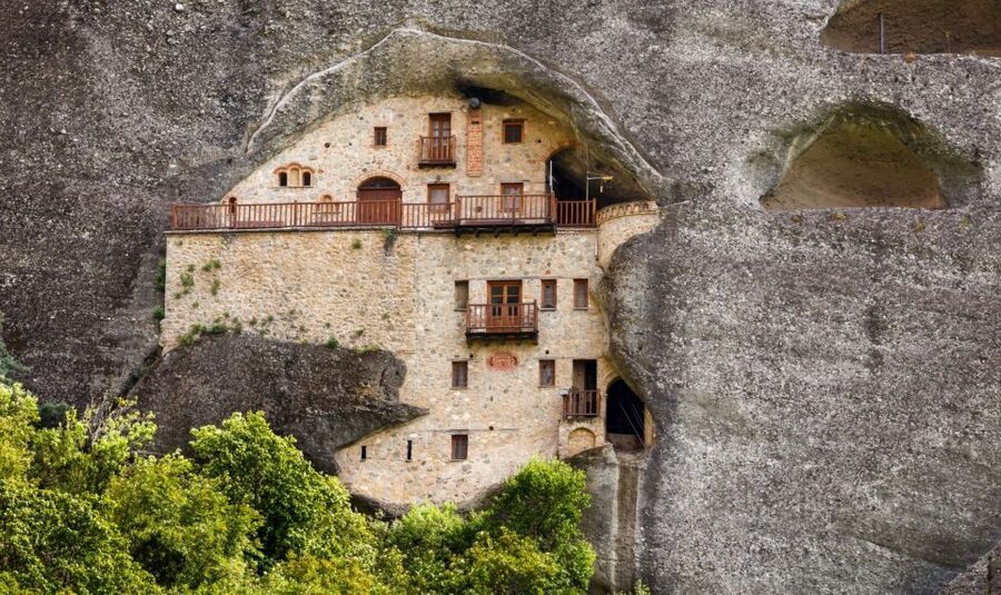 Meteora: Sunset Hike to Secret Caves - Starting at the foothills of Meteora