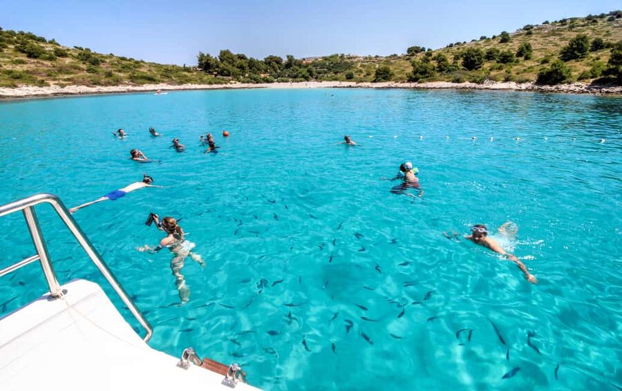 Mikado Kornati Excursion with snorkeling and hiking stops - Lunch and a longer swim on Kornat
