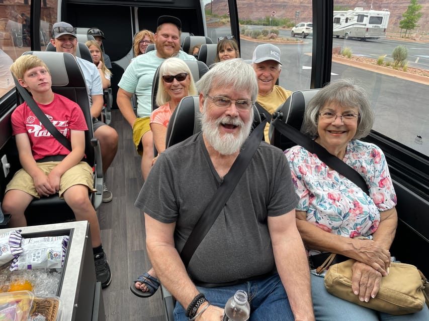 Moab: Arches National Park Sightseeing Tour - A glass-roof ride through Arches