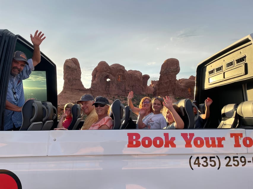 Moab: Arches National Park Sightseeing Tour - What the four-hour route gives you
