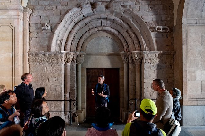 Montserrat Half Day with Cable Car and Easy Hike from Barcelona - Forty-five minutes for food, markets, and a breather