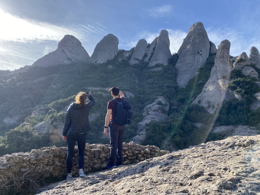 Montserrat Monastery & Hike from Barcelona — Max 8 Guests - Forty-five minutes for the market and monastery area