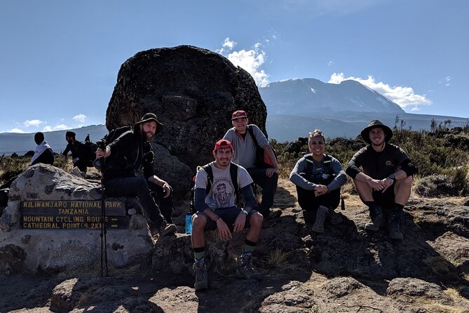 Mt. Kilimanjaro: Shira plateau to Cathedral point 3872m Day hike - The boxed lunch and the return walk