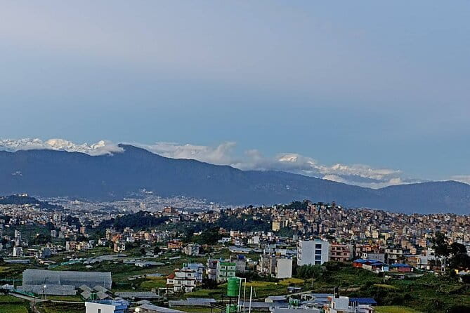 Nagarkot Sunrise View & Day Hiking with Lunch - Private/Group - Who should choose the private or group option?