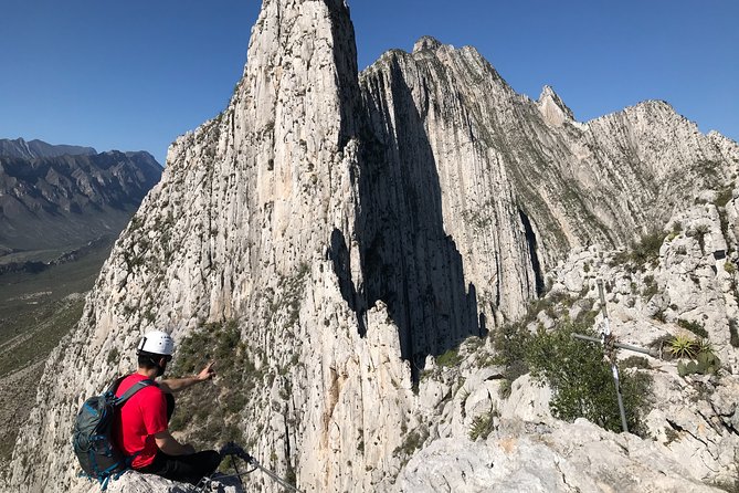 Nido de los Aguiluchos, Monterrey: Hiking + Rock Climbing + 3 Rappels - What to pack for the rock and heat