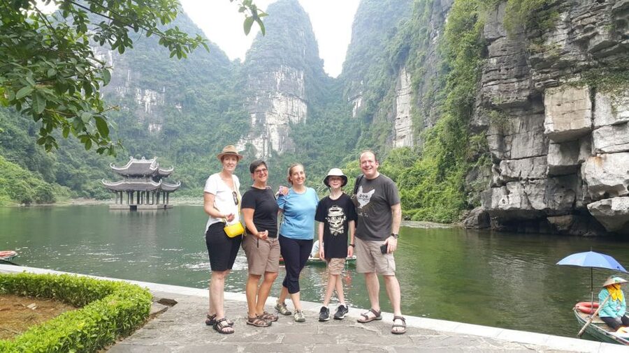 Ninh Binh: Hoa Lu, Trang An and Mua Caves Hiking Day Trip - Why this route works so well