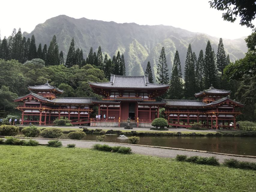 Oahu: Manoa Falls Hike and east side beach day - Key points to know before you book