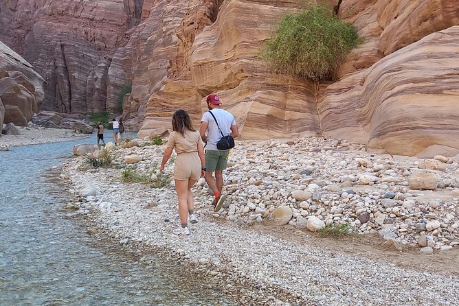 One Day Hiking Wadi Al Hasa Canyon - Ismail, Sufuan, and the human side of the walk