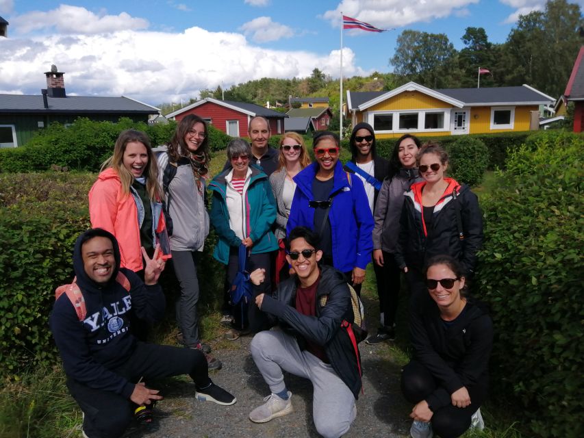 Oslo Nature Walks: Island Hopping Tour - Lindøya: flower gardens and the island cabin way of life