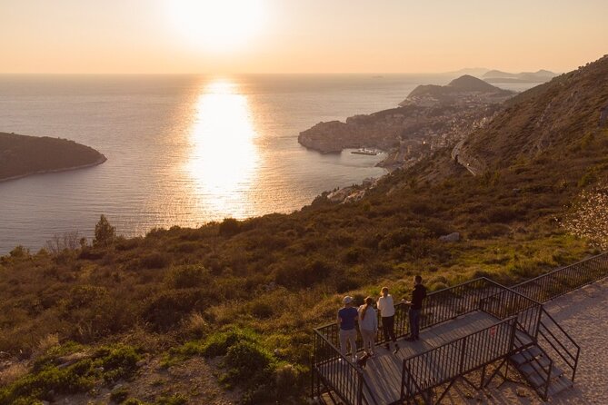 Panoramic Sunset Hike - The private sunset viewpoint