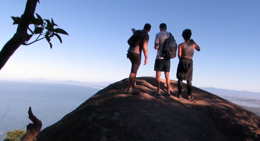 Pedra do Telégrafo Hike and Beach Full-Day Tour - Who should book this Rio day trip?