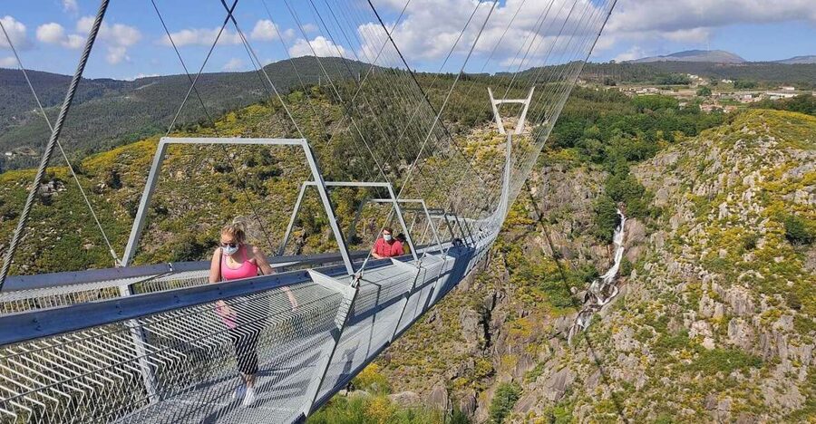 Porto: Paiva Walkways and Suspension Bridge Hike with Lunch - Leaving Porto early for Arouca