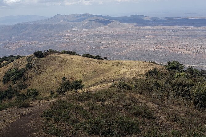 Private Half Day Hike to Ngong Hills from Nairobi - The 9:30 a.m. pickup and drive southwest