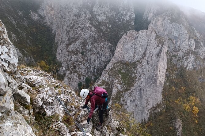 Private Hiking OR Climbing Experience in beaufitul gorges - The top photo stop is part of the reward