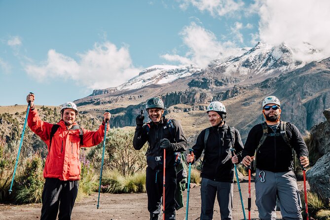 Private Hiking Tour in Iztaccihuatl - Three viewpoints and the first gate at 4,200 meters