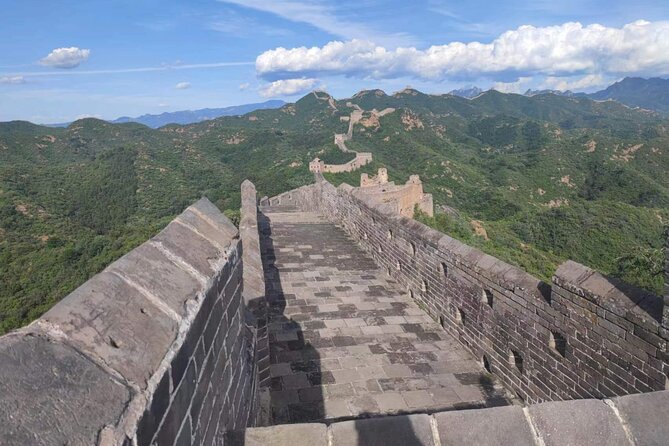 Private Jinshanling Great Wall Hiking Tour - What the hike feels like underfoot
