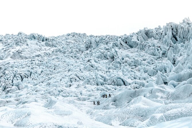 Private Jökulsárlón Glacier Lagoon 2 Day Tour & Glacier Hike - Falljökull is the serious part of the trip