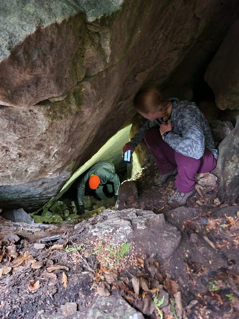 Private Nottawasaga Bluffs Caves Hike - Creemore/Collingwood - What to wear and bring for a safer hike