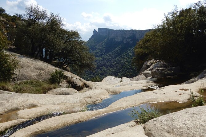 Private Pre-Pyrenees Medieval Village Hike from Barcelona - Breakfast Before the Rupit Hike