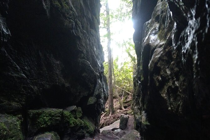 Private Singhampton Caves Hiking Tour, Collingwood/Blue Mountain - Price, timing, and what you are really paying for