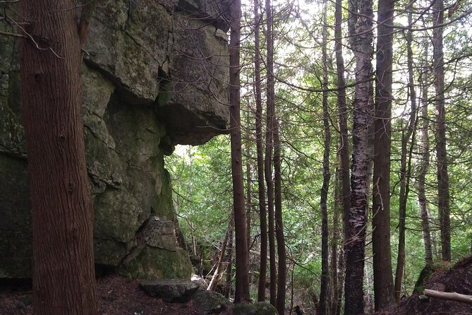 Private Singhampton Caves Hiking Tour, Collingwood/Blue Mountain - What to bring for a comfortable hike