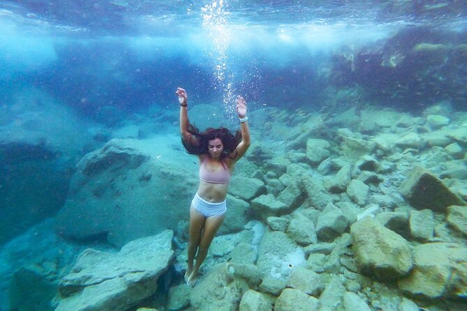 Private sunrise hike to Aruba's Natural Pool (Conchi) - Booking, cancellation, and meeting details