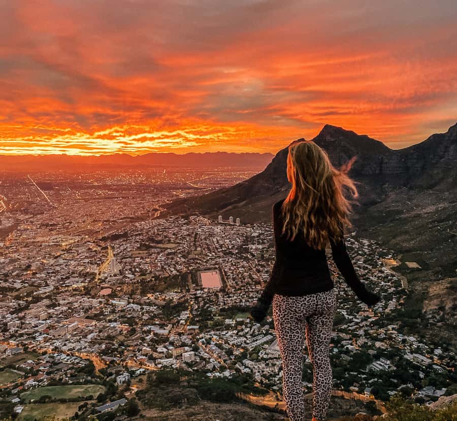 Privately Guided Sunset/Sunrise Hike Lions Head, (Pickup) - Why Lion’s Head works so well at sunrise or sunset