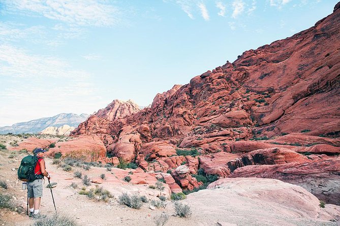 Red Rock Canyon Hike with Transport from Las Vegas - What to wear and bring for the desert