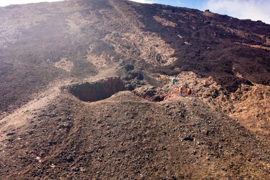 Réunion: Piton de la Fournaise Guided Volcano Hike - Pace, food, and what the day feels like