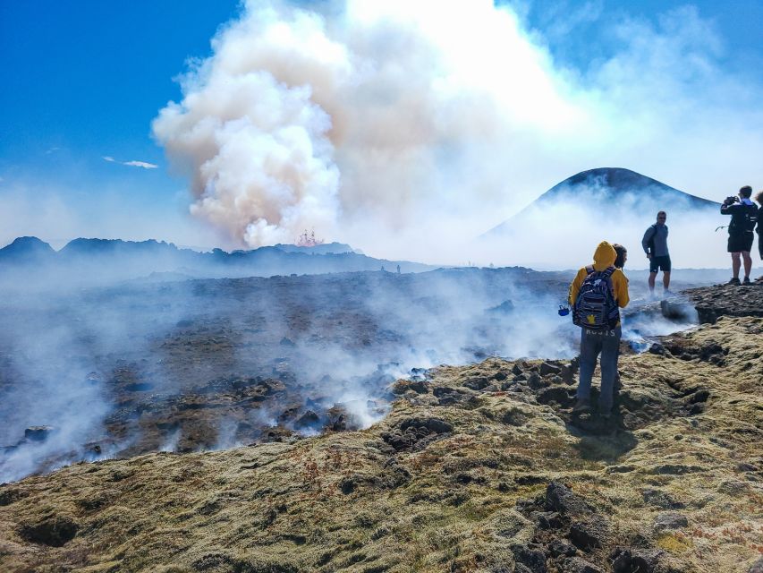 Reykjavík: Guided Afternoon Hiking Tour to New Volcano Site - Meradalir and the story written in lava