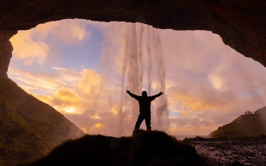 Reykjavík: Iconic Glacier Hike, South Coast & Waterfalls - Seljalandsfoss and the walk behind the water