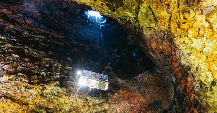 Reykjavik: Thrihnukagigur Volcano Guided Hiking Day Trip - Key points before you book