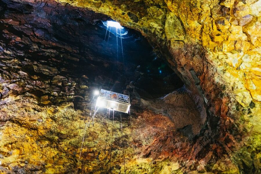 Reykjavik: Thrihnukagigur Volcano Guided Hiking Day Trip - Why going inside Thrihnukagigur is so unusual