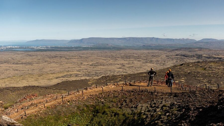 Reykjavik: Thrihnukagigur Volcano Guided Hiking Day Trip - The walk back and Icelandic soup