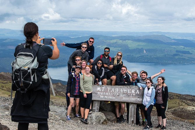 Rotorua Hiking: Mt Tarawera Guided Volcanic Crater Experience - What the guides add to the day