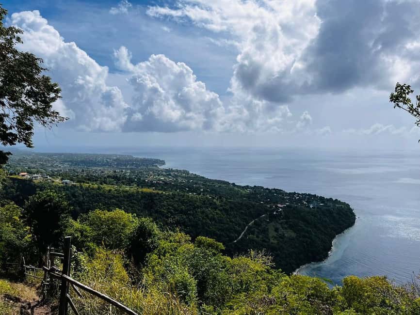 Saint Lucia: Tet Paul Nature Trail Hiking Tour & Beach - A short walk with wide views