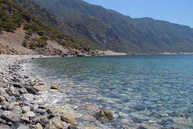 Samaria Gorge Hiking from Chania with Professional Hiking Guide - How the hiking guide actually helps
