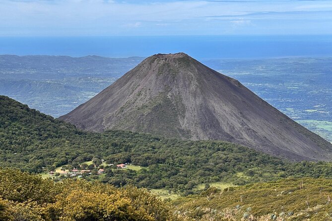 Santa Ana Volcano Tour: Beat the Crowds on an Early Morning Hike! - Key points to know before booking