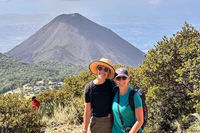 Santa Ana Volcano Tour: Beat the Crowds on an Early Morning Hike! - The descent deserves respect