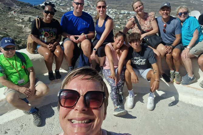 Santorini: 4hr Small Group Caldera Hike from Fira to Oia - The rocky path between villages
