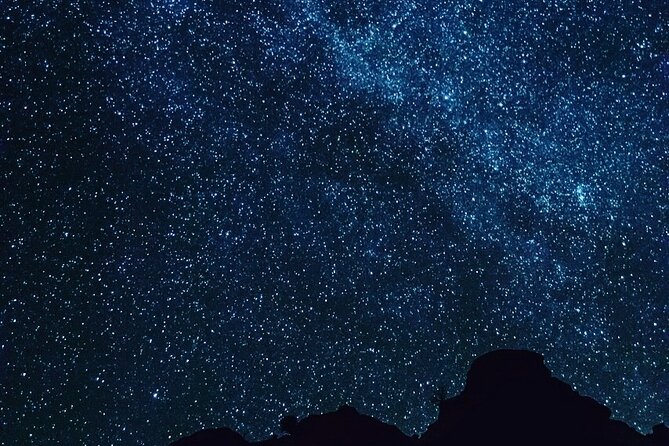 Sedona Dark Sky Sunset & Night Hike With a Private Guide - Red rock, desert plants, and local wildlife