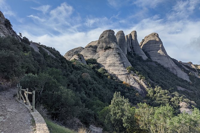 Semi-Private Montserrat Monastery, Funicular & Scenic Nature Walk - Timing, fitness, and practical preparation