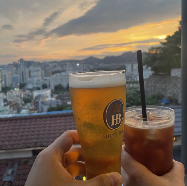 Seoul: Guided City Wall Sunset Hike with Korean Dinner - The best time to book this evening