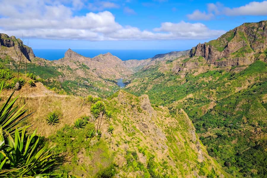 Serra Malagueta: Principal Valley Hike & Lunch with Locals - The Principal Dam and the meaning of the valley