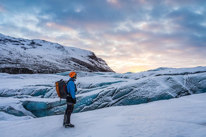 Skaftafell: Blue Ice Cave & Glacier Hike on Vatnajökull - Why Falljökull is more than a photo stop